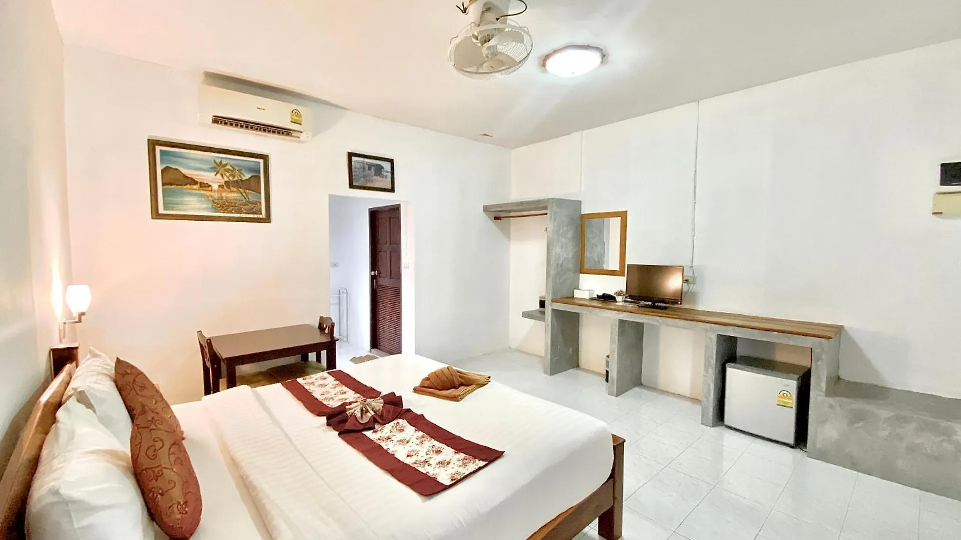 Hatzanda Lanta Resort - Sha Extra Plus Koh Lanta Hotel