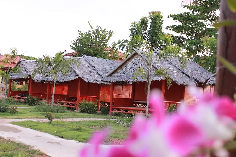 Hatzanda Lanta Resort - Sha Extra Plus Koh Lanta 3*,  Thailand